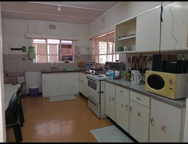4 BEDROOM HOUSE FOR SALE IN VANDERBIJLPARK CE 3